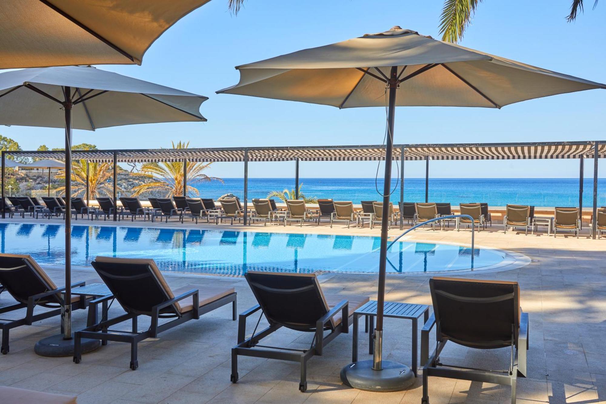 Secrets Mallorca Villamil Resort & Spa - Adults Only Peguera Ngoại thất bức ảnh Pool at the Sheraton Tel Aviv