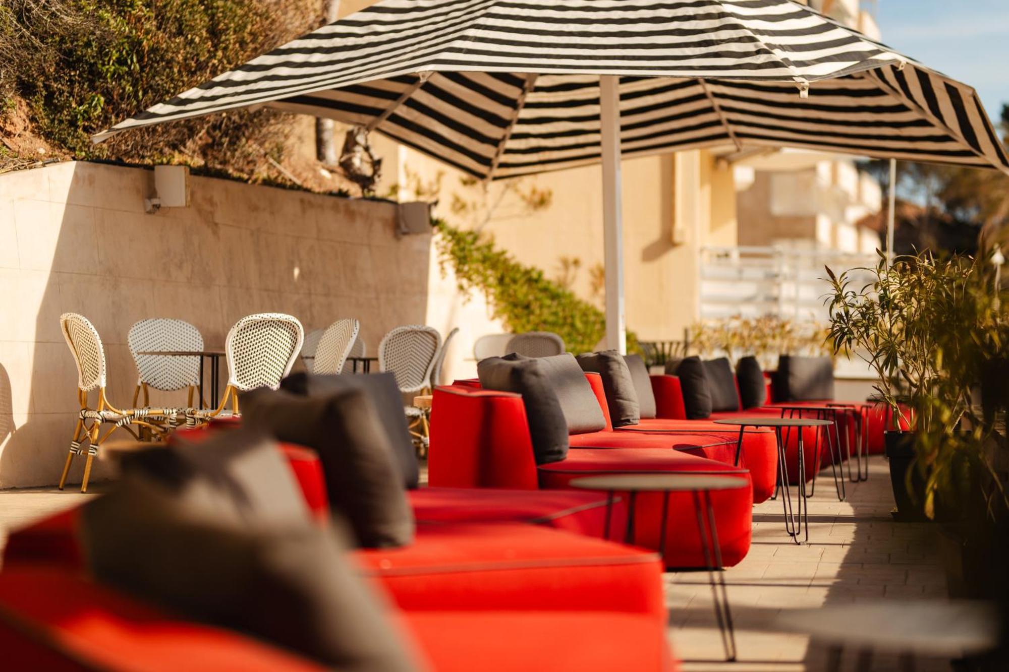 Secrets Mallorca Villamil Resort & Spa - Adults Only Peguera Ngoại thất bức ảnh The rooftop bar