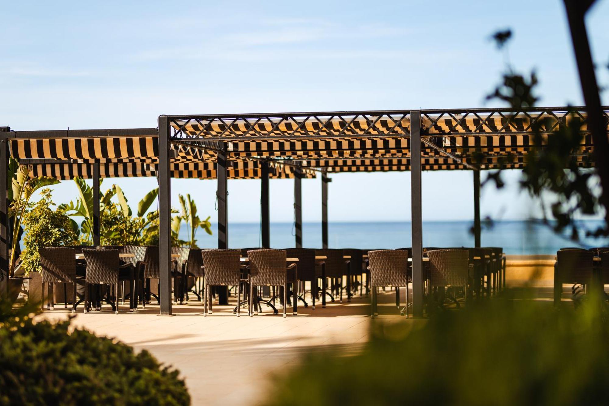 Secrets Mallorca Villamil Resort & Spa - Adults Only Peguera Ngoại thất bức ảnh The Beach Club